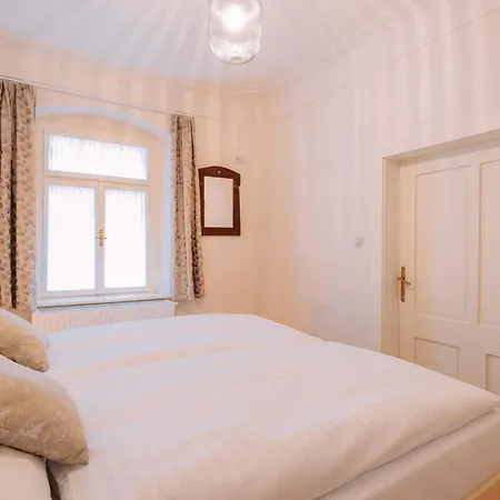Apartmany Nathan - Genius Loci 1636 *
