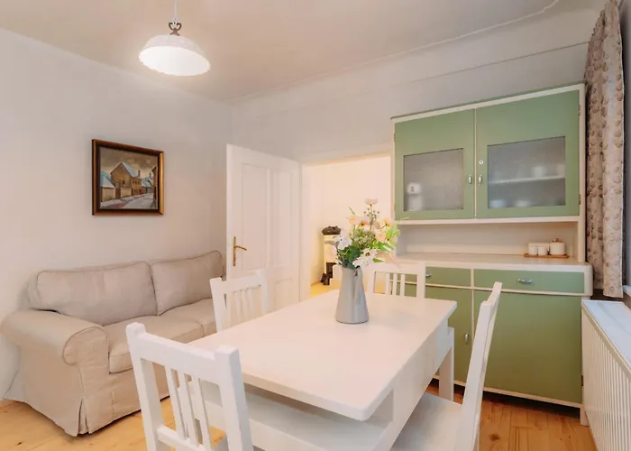 Apartmany Nathan - Genius Loci 1636 Апартаменты Тршебич